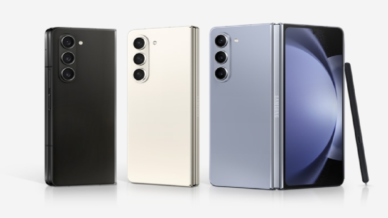 لأول مرة القابل للطي بخصم 26% وبالتقسيط المريح.. تفاصيل شراء هاتف Samsung Galaxy Z Fold 5 مكتبة جرير