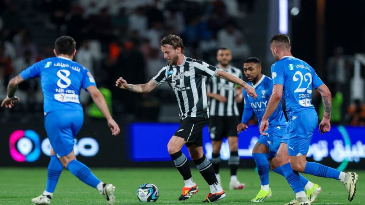 تشكيلة الهلال ضد الوحدة في دوري روشن السعودي والقنوات الناقلة