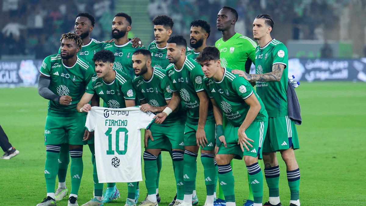 المفاوضات جارية.. لاعب الأهلي السعودي يقترب من الانتقال إلى أحد الأندية الأوروبية