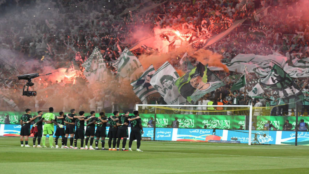 القنوات الناقلة لمباراة الاهلي والاتفاق اليوم في دوري روشن 2025 وهوية المعلق 2 القنوات الناقلة لمباراة الاهلي والاتفاق اليوم في دوري روشن 2025 وهوية المعلق