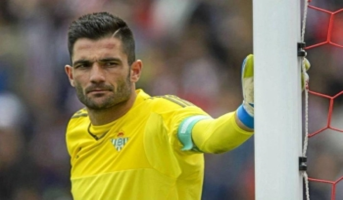 الاتحاد يفكر في شراء مدافع فريق النصر العمري أثناء نهاية إعارته للعميد في هذا الموسم 5 الاتحاد يفكر في شراء مدافع فريق النصر العمري أثناء نهاية إعارته للعميد في هذا الموسم