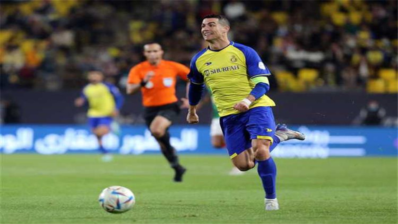 ما تشكيلة النصر ضد الفتح في دوري روشن السعودي 2024-2025؟ 5 ما تشكيلة النصر ضد الفتح في دوري روشن السعودي 2024-2025؟