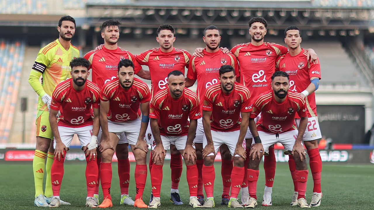موعد مباراة الأهلي والجونة في الدوري المصري 2024-2025 والقنوات الناقلة + المعلقين