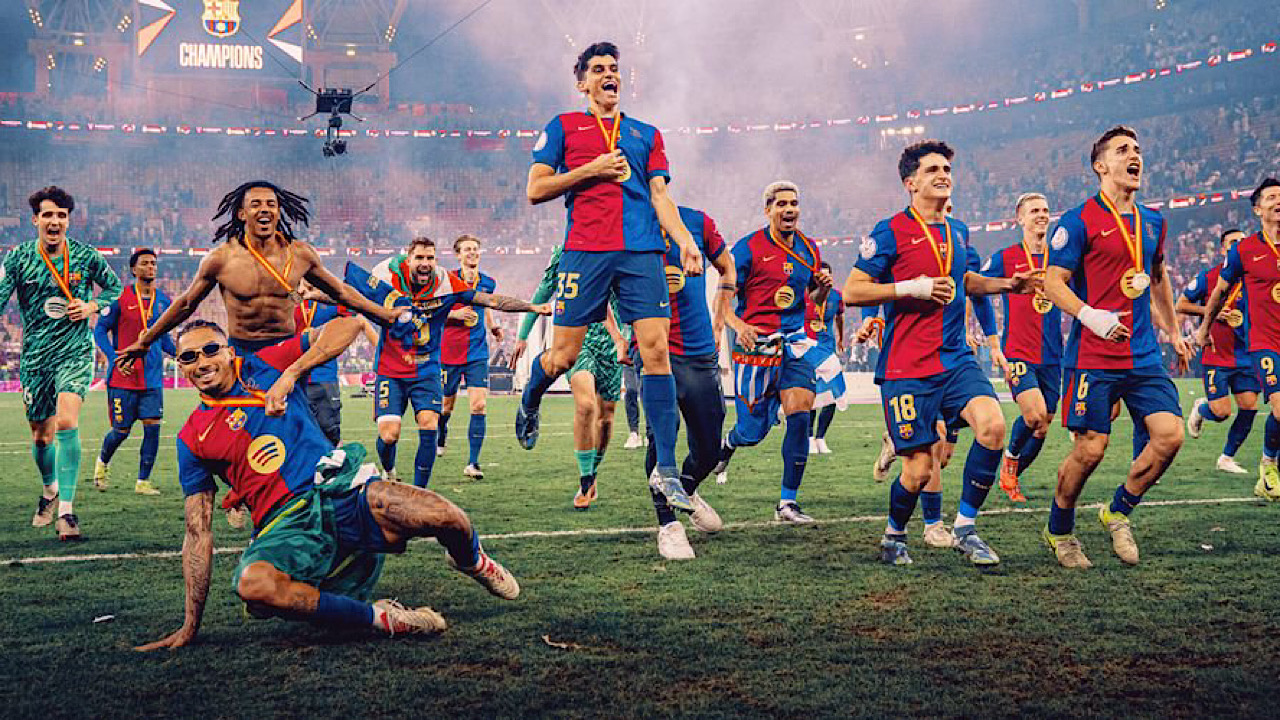 من هو معلق مباراة برشلونة وفالنسيا في الدوري الإسباني 2024-2025؟ 5 من هو معلق مباراة برشلونة وفالنسيا في الدوري الإسباني 2024-2025؟