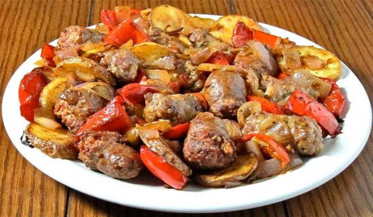 لعشاق الطعم الجديد.. طريقة خطيرة وبمكونات بسيطة لعمل السجق الشرقي