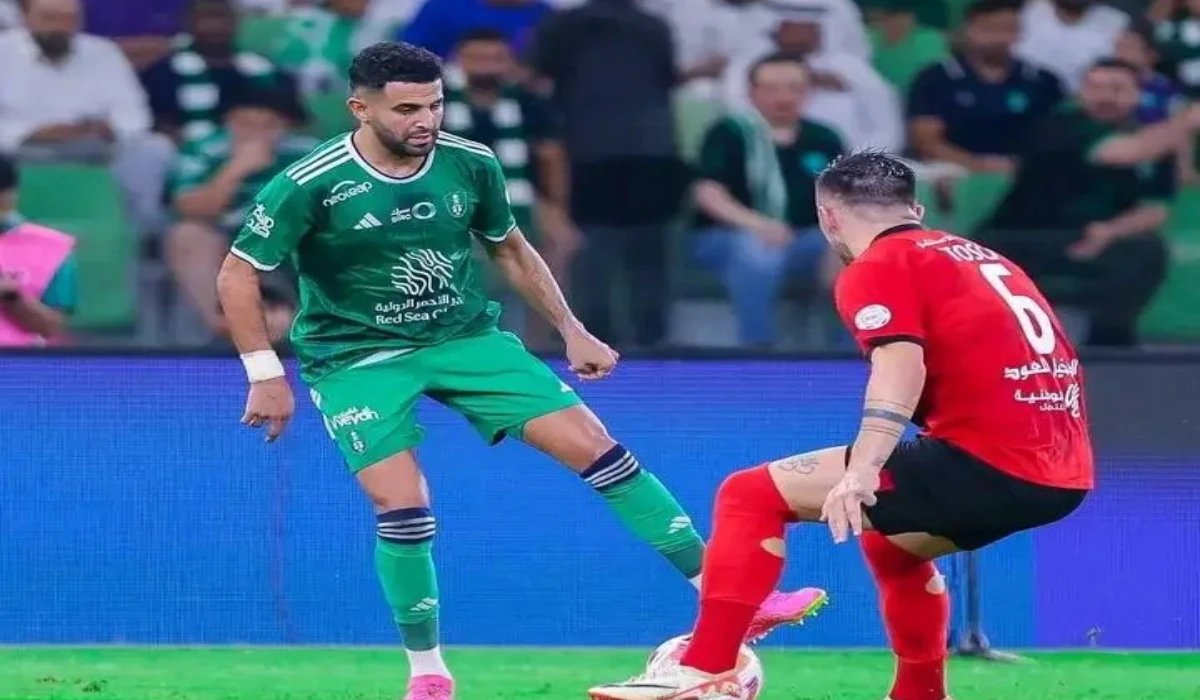 رابط حجز تذاكر مباراة الأهلي ضد الرياض في دوري روشن السعودي 2025 والقنوات الناقلة وأسعار التذاكر