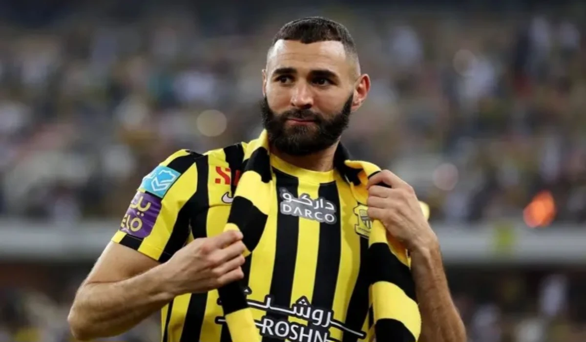 القنوات الناقلة لمباراة ضمك ضد الاتحاد في دوري روشن السعودي 2025 ومعلق اللقاء