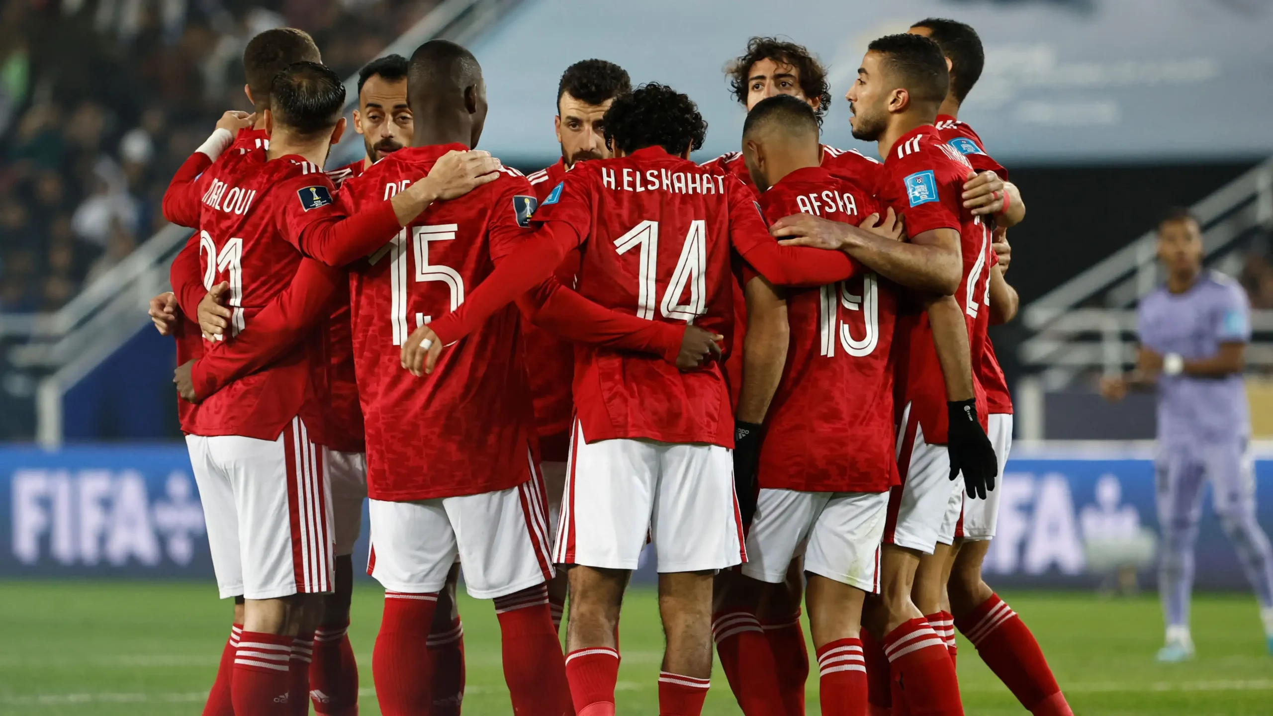غيابات مؤثرة .. التشكيل المتوقع والقنوات الناقلة لمباراة الأهلي والجونة اليوم في الدوري المصري