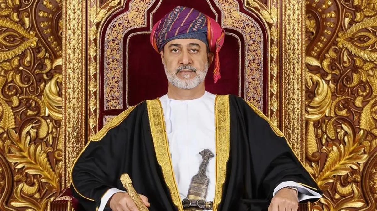 رسمياً فرمان سلطاني الخميس إجازة رسمية مدفوعة الأجر بكافة قطاعات سلطنة عمان