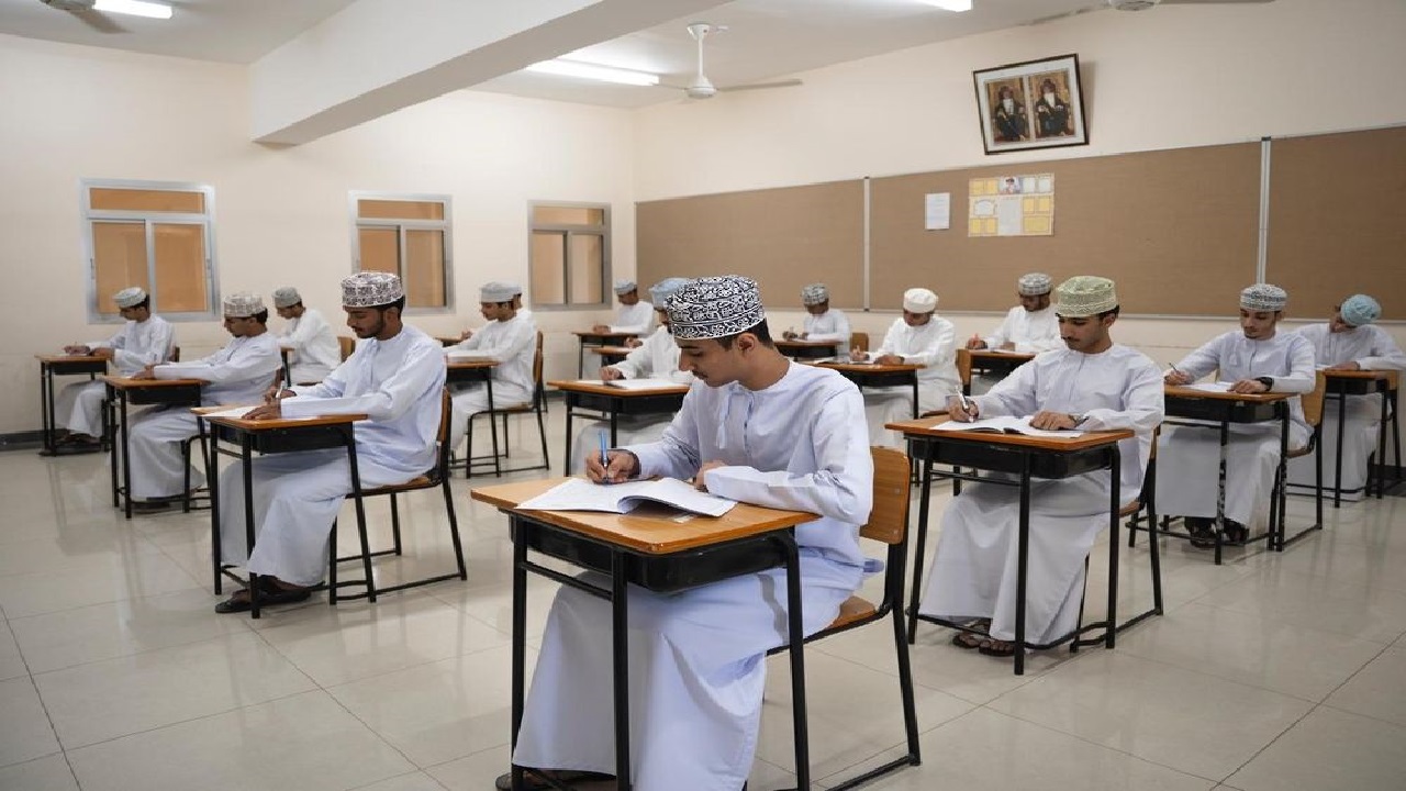 رابط استعلام نتائج الطلاب بالرقم المدني من الهاتف عبر البوابة التعليمية سلطنة عمان