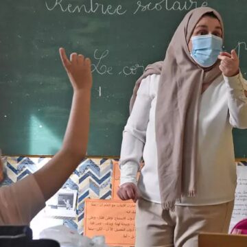 التسجيل في فضاء أولياء التلاميذ 2025 بالجزائر| رابط كشف النقاط عبر tharwa.education.gov