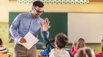 التنظيم والإدارة يعلن عن مسابقة لتعيين 20 ألف معلم مساعد لغة إنجليزية