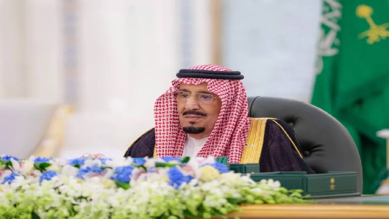 أمر ملكي بشمول المكرمة الملكية 1446 مستفيدي معاش التقاعد والموظفين بالقطاعين لمواكبة الغلاء والصرف مع الراتب القادم .. ما الحقيقة؟ 5 أمر ملكي بشمول المكرمة الملكية 1446 مستفيدي معاش التقاعد والموظفين بالقطاعين لمواكبة الغلاء والصرف مع الراتب القادم .. ما الحقيقة؟