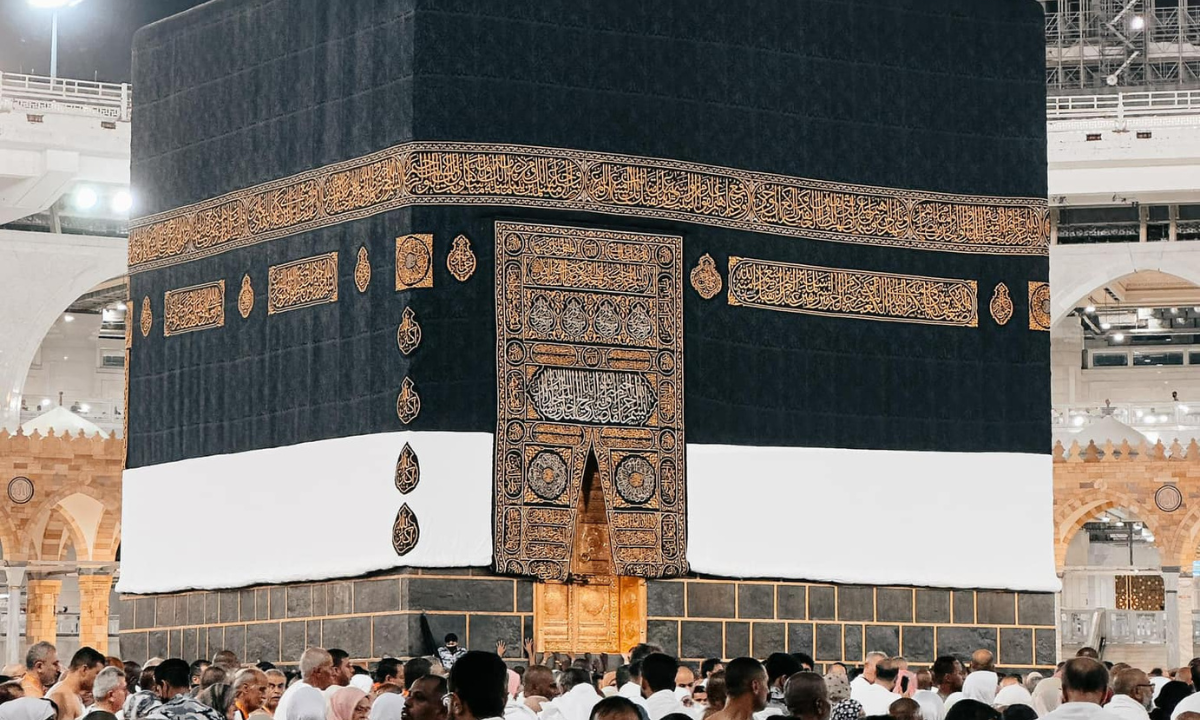 “إجراءات جديدة لتطعيمات الحج والعمرة”.. تطعيم الحمى الشوكية إلزامي للسفر إلى السعودية اعتبارًا من فبراير 2025