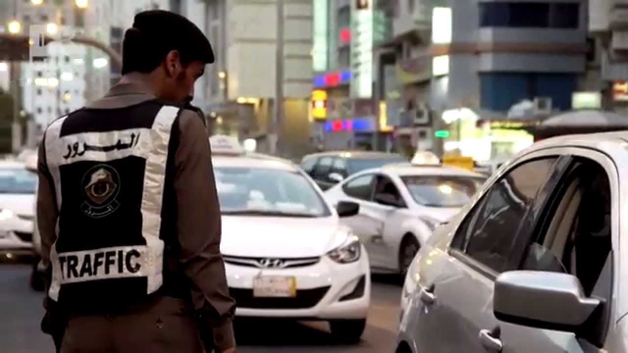 تعرف علي تفاصيل تعديل نظام المرور في المملكة 1446 بعد موافقة خادم الحرمين.. وما هي عقوبات المخالفات؟
