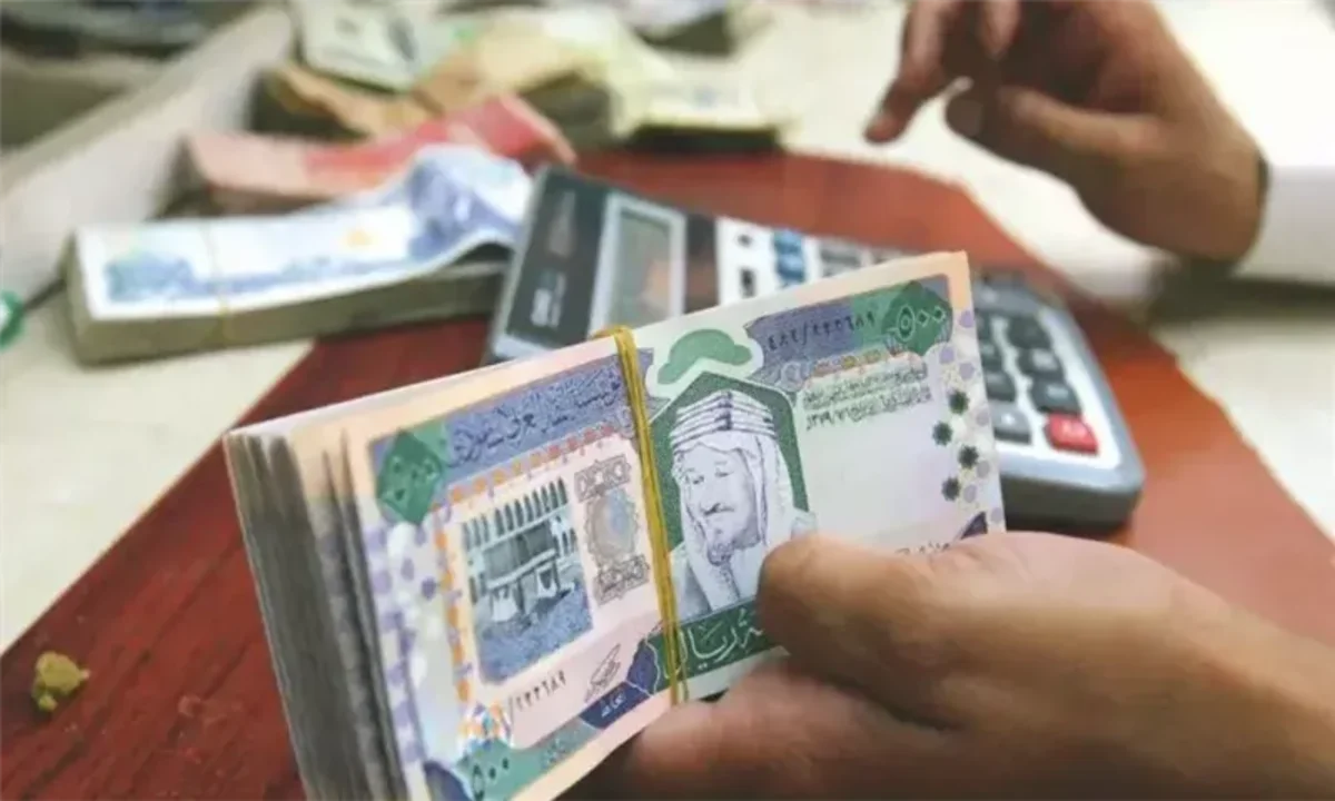 صرف بدل غلاء المعيشية بقيمة 10000 ريال السعودية دفعة فبراير 2025.. شوف الحقيقة بسرعة