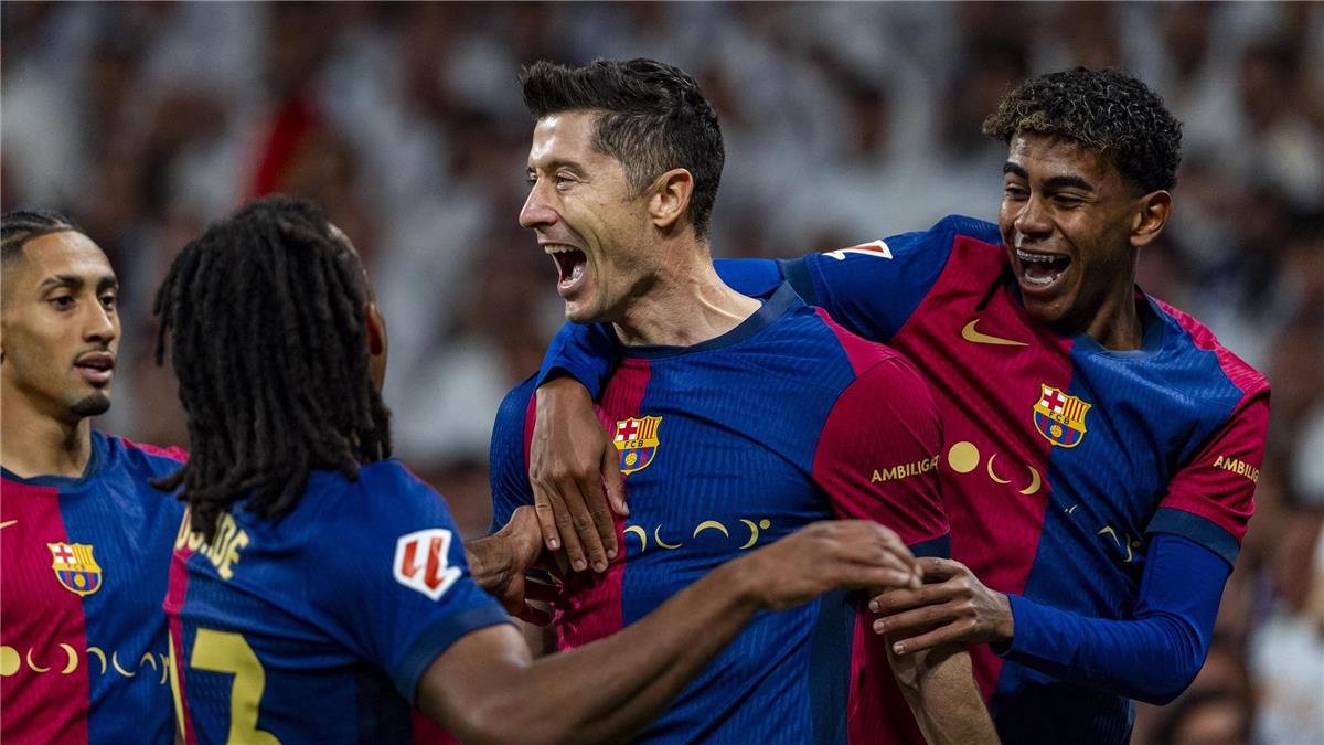 موعد مباراة برشلونة وبنفيكا اليوم في دوري أبطال أوروبا.. القنوات الناقلة و اسم المعلق