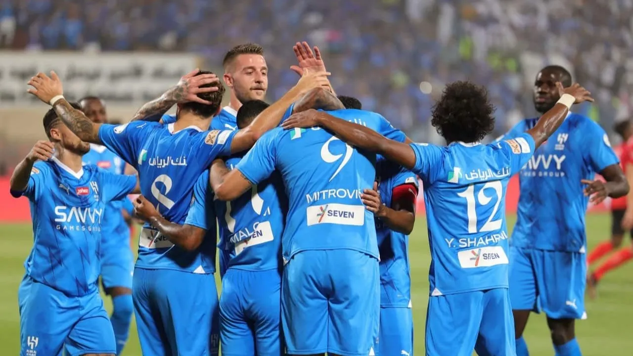 موعد ومعلق مباراة الهلال والأخدود في الدوري السعودي والقنوات الناقلة