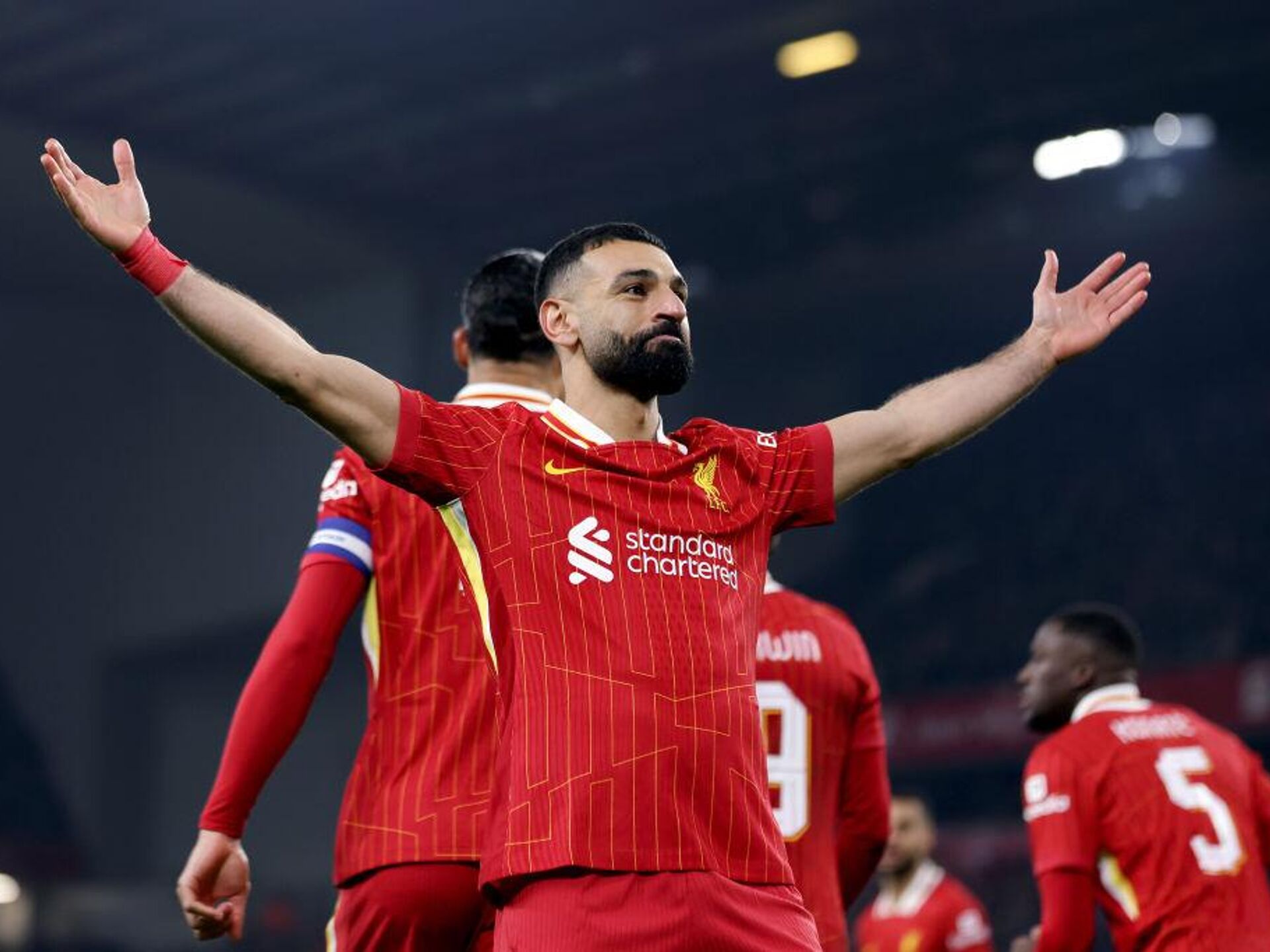 محمد صلاح يوجه ضربة قوية لـ الهلال.. وتحرك عاجل من ليفربول 5 محمد صلاح يوجه ضربة قوية لـ الهلال.. وتحرك عاجل من ليفربول