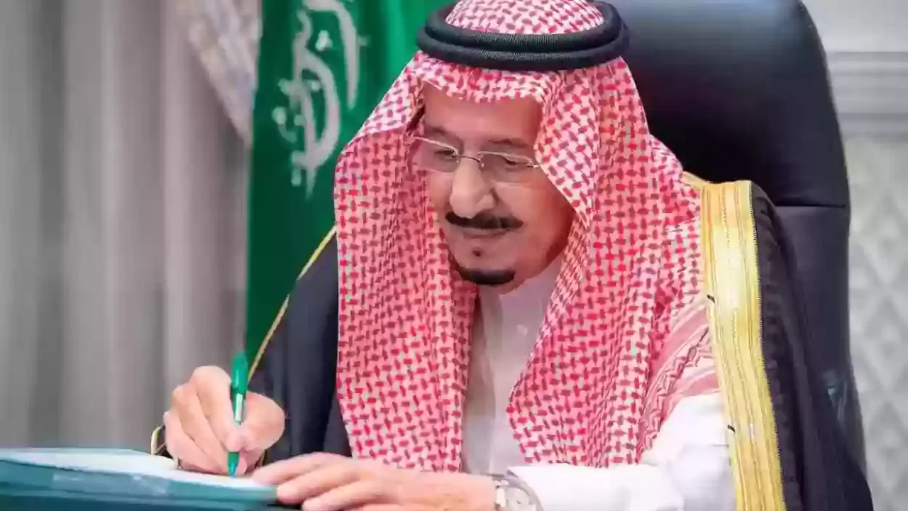 بأمر الملك سلمان صرف راتب إضافي لمستفيدي الضمان بمناسبة يوم التاسيس 2025 وش حقيقة الخبر؟ 5 بأمر الملك سلمان صرف راتب إضافي لمستفيدي الضمان بمناسبة يوم التاسيس 2025 وش حقيقة الخبر؟