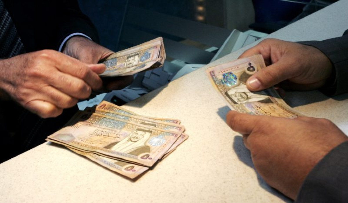 بشرى سارة للمتقاعدين العسكريين.. مكرمة ملكية بالأردن 100 دينار لتلك الفئات 5 بشرى سارة للمتقاعدين العسكريين.. مكرمة ملكية بالأردن 100 دينار لتلك الفئات