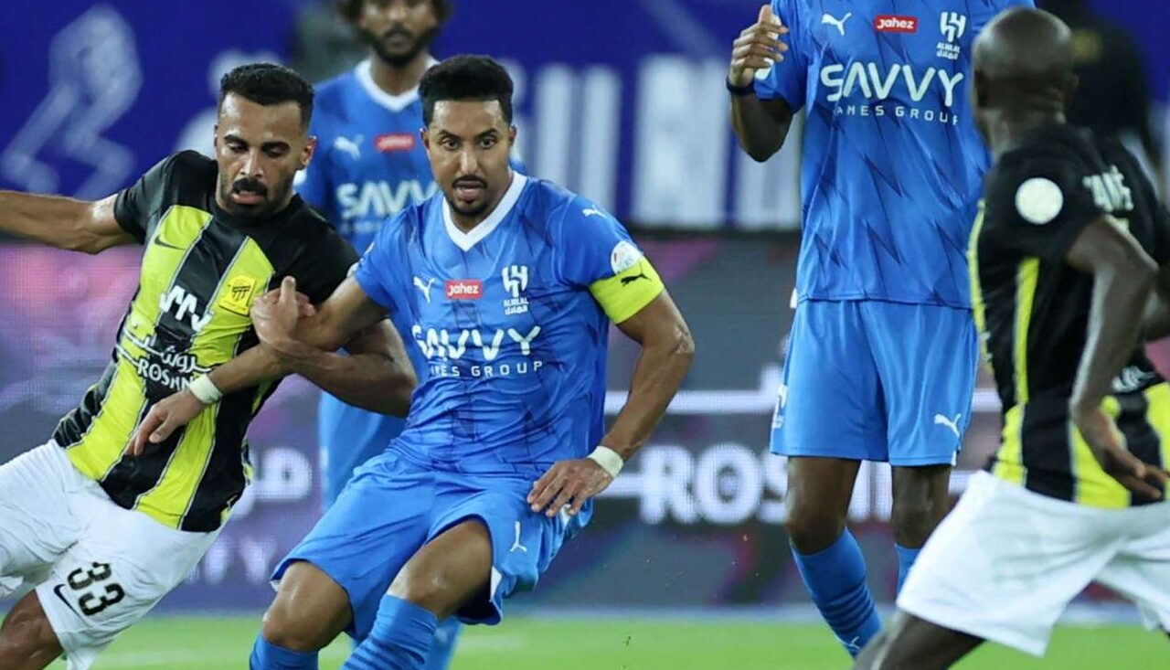 قبل مواجهة ضمك.. الهلال يجدد لنجمه موسمًا آخر 2 قبل مواجهة ضمك.. الهلال يجدد لنجمه موسمًا آخر