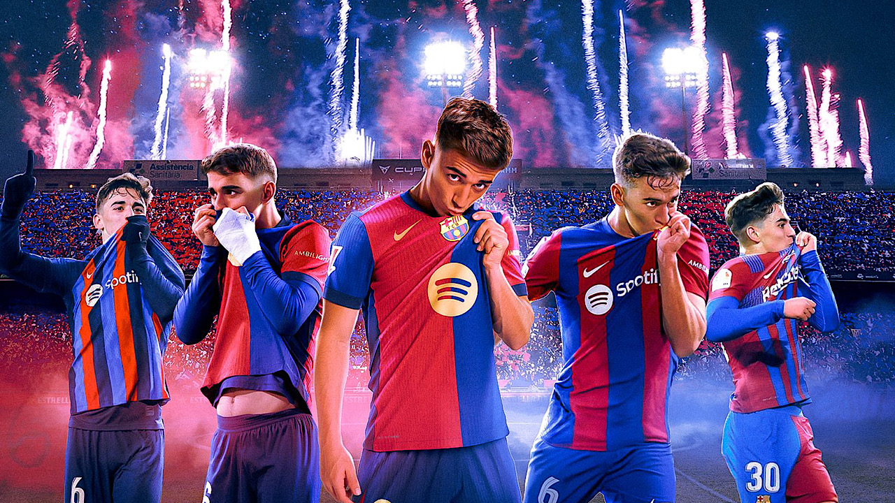 معلق مباراة برشلونة وفالنسيا اليوم في كأس ملك اسبانيا 2024-2025