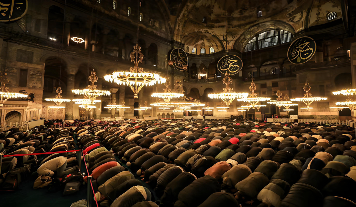 موعد صلاة التراويح خلال شهر رمضان 2025 في مصر … عدد ركعاتها والوقت الصحيح لأدائها