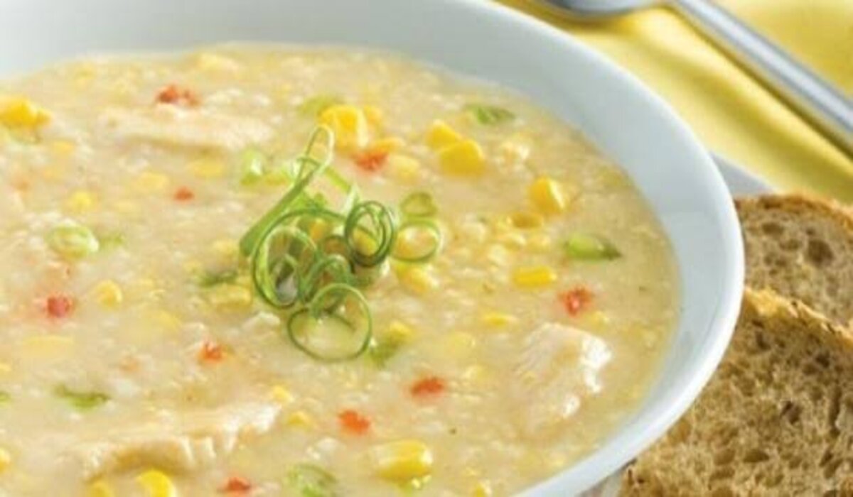 مش هتستغني عنها على سفرتك.. خطوات عمل شوربة الدجاج بالذرة
