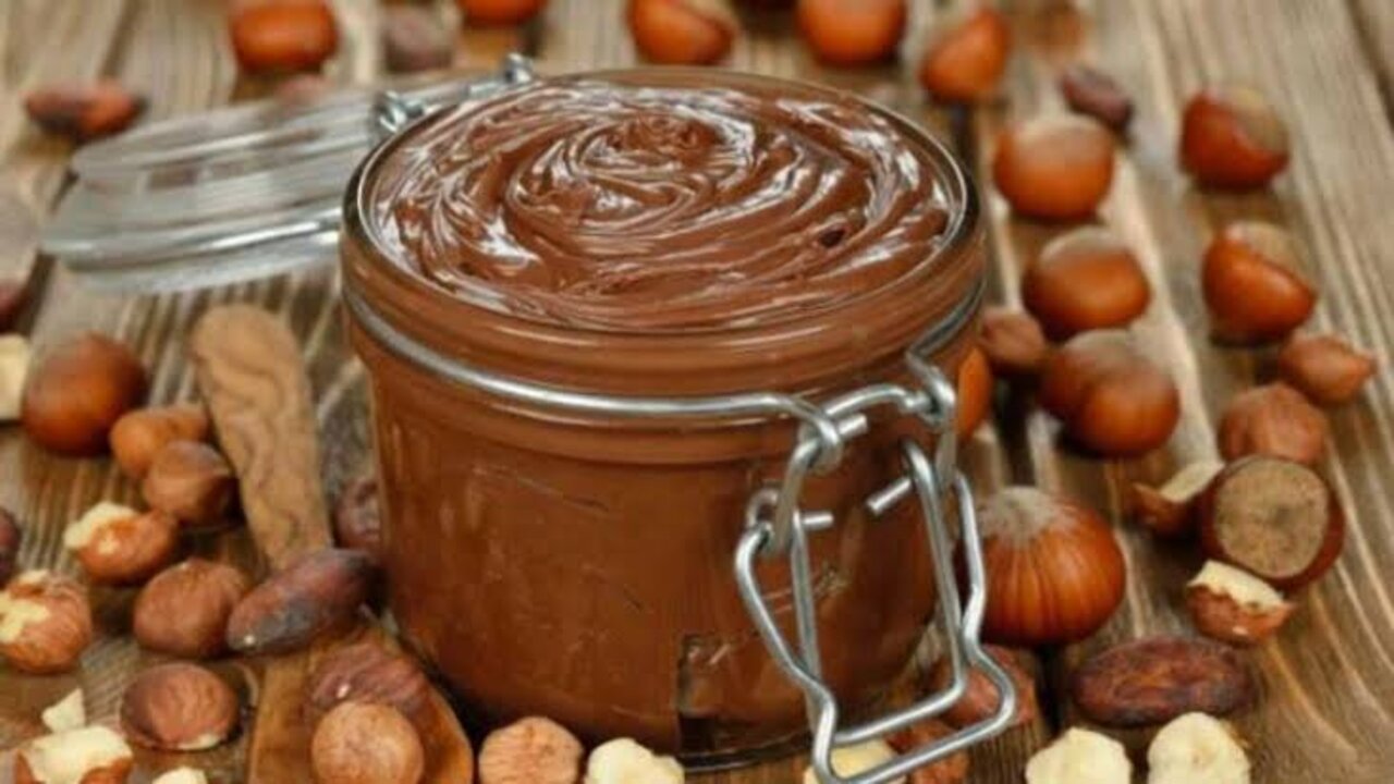 حلي بيها في السحور.. طريقة عمل شوكولاتة النوتيلا في المنزل
