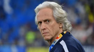 أول تعليق لخيسوس بعد تعادل الهلال أمام ضمك في الدوري السعودي 1