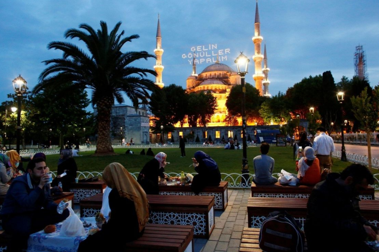 إمساكية رمضان في تركيا 2025 تعرف على مواقيت الصلاة في اسطنبول, أنقرة وباقي المدن التركية 5 إمساكية رمضان في تركيا 2025 تعرف على مواقيت الصلاة في اسطنبول, أنقرة وباقي المدن التركية