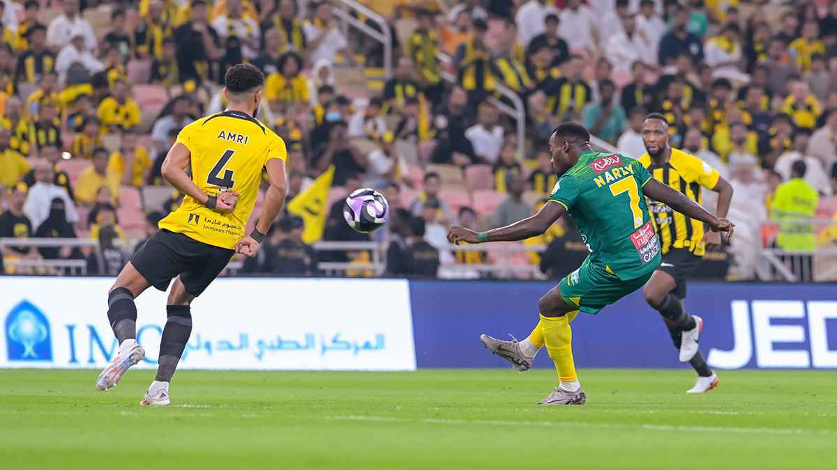 السر وراء تعادل الاتحاد مع الخليج في دوري روشن.. مفاجأة مدوية
