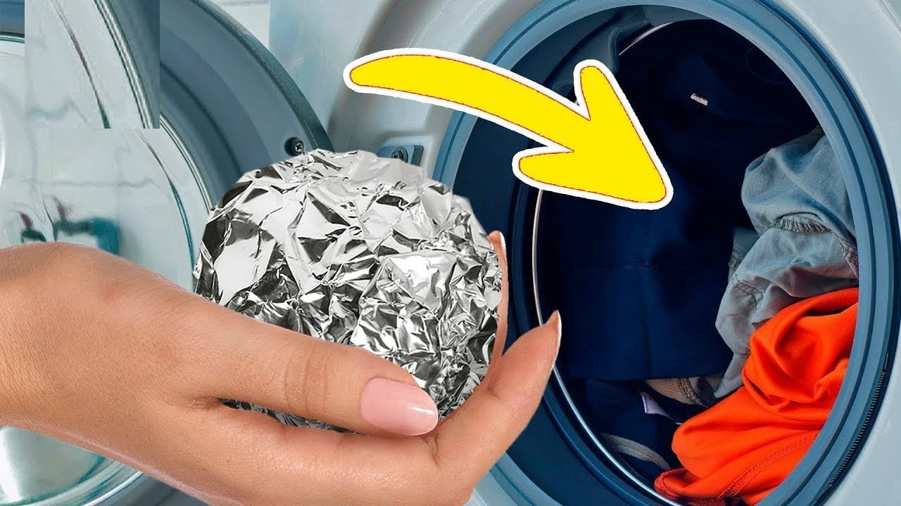فكرة عبقرية جديدة.. ماذا يحدث عند وضع ورق الالمنيوم مع الغسيل مش هتصدقي النتيجه 5 فكرة عبقرية جديدة.. ماذا يحدث عند وضع ورق الالمنيوم مع الغسيل مش هتصدقي النتيجه