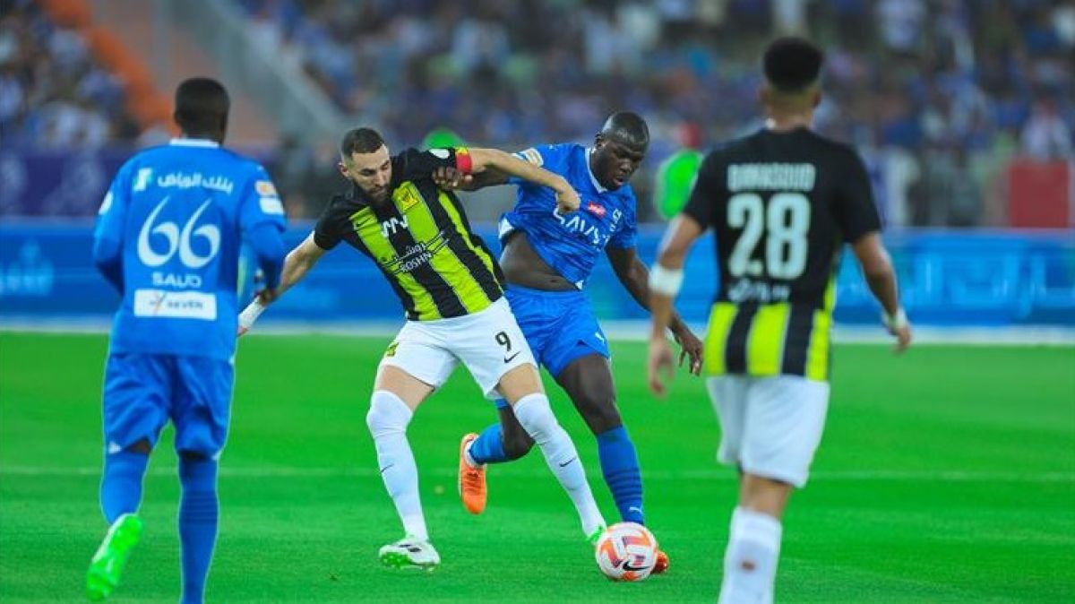 كلاسيكو السعودية .. القنوات الناقلة لمباراة الاتحاد والهلال اليوم في دوري روشن 2025 + المعلق 2 كلاسيكو السعودية .. القنوات الناقلة لمباراة الاتحاد والهلال اليوم في دوري روشن 2025 + المعلق