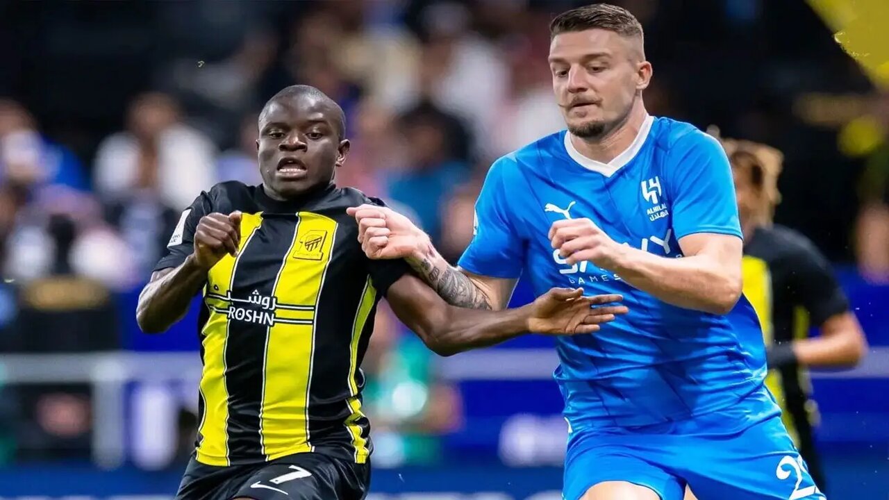 معلق مباراة الهلال والاتحاد اليوم في دوري روشن السعودي 2025 والقنوات الناقلة