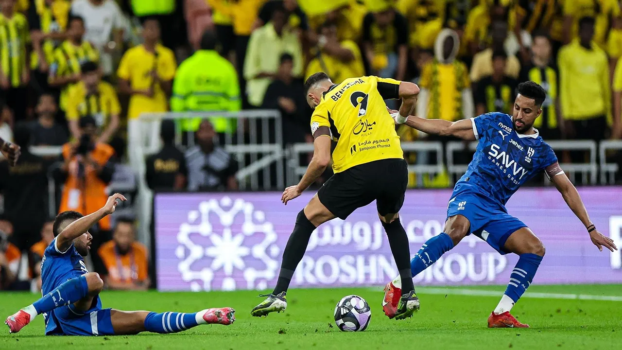 ترتيب الدوري السعودي بعد فوز الاتحاد الكبير على الهلال برباعية ونهاية الجولة الـ21 5 ترتيب الدوري السعودي بعد فوز الاتحاد الكبير على الهلال برباعية ونهاية الجولة الـ21