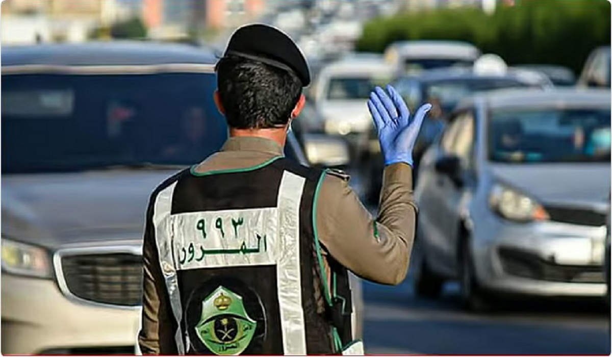 توضيح هام من المرور السعودي بشأن مركبات المواكب الرسمية والطوارئ 2 توضيح هام من المرور السعودي بشأن مركبات المواكب الرسمية والطوارئ