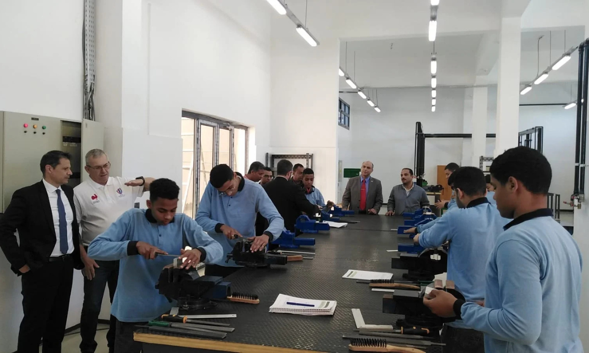 “فرصة ذهبية للطلاب بعد الإعدادية”.. شروط التقديم في مدرسة صناعة الطائرات 2025 وأهم مزاياها