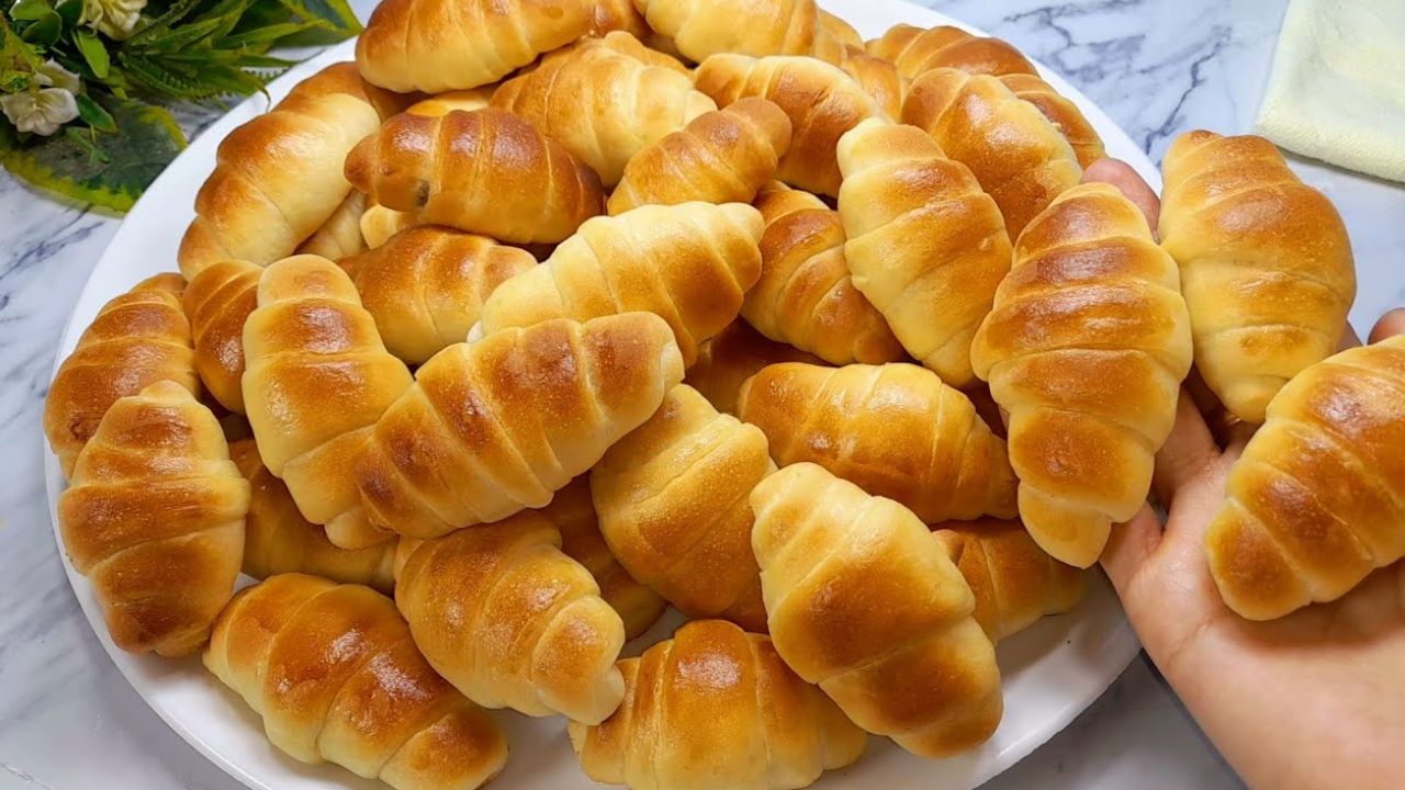 الميني مولتو بنص كيلو دقيق بس تحلية سريعة للفطار مع الشاي