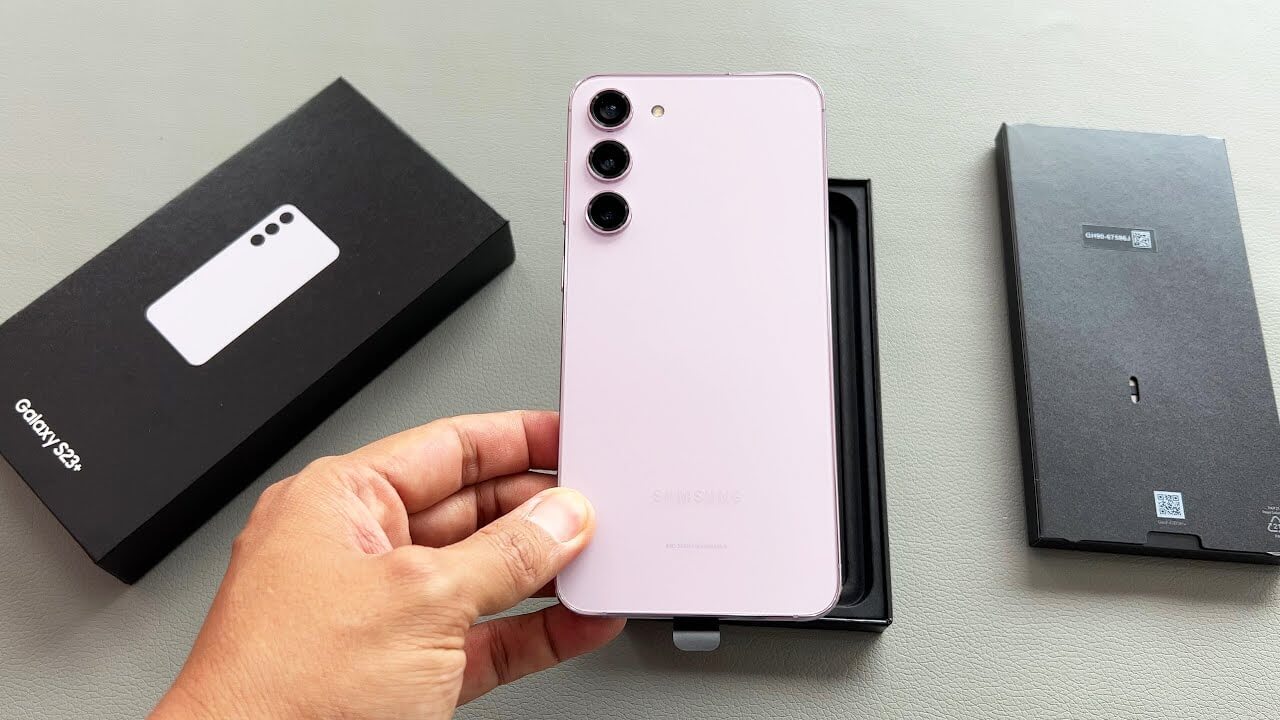 سامسونج تسيطر بهاتفها العملاق Samsung Galaxy S23 الرائد في سلسلة S بمواصفات خيالية وتصميم فاخر بلا منافس