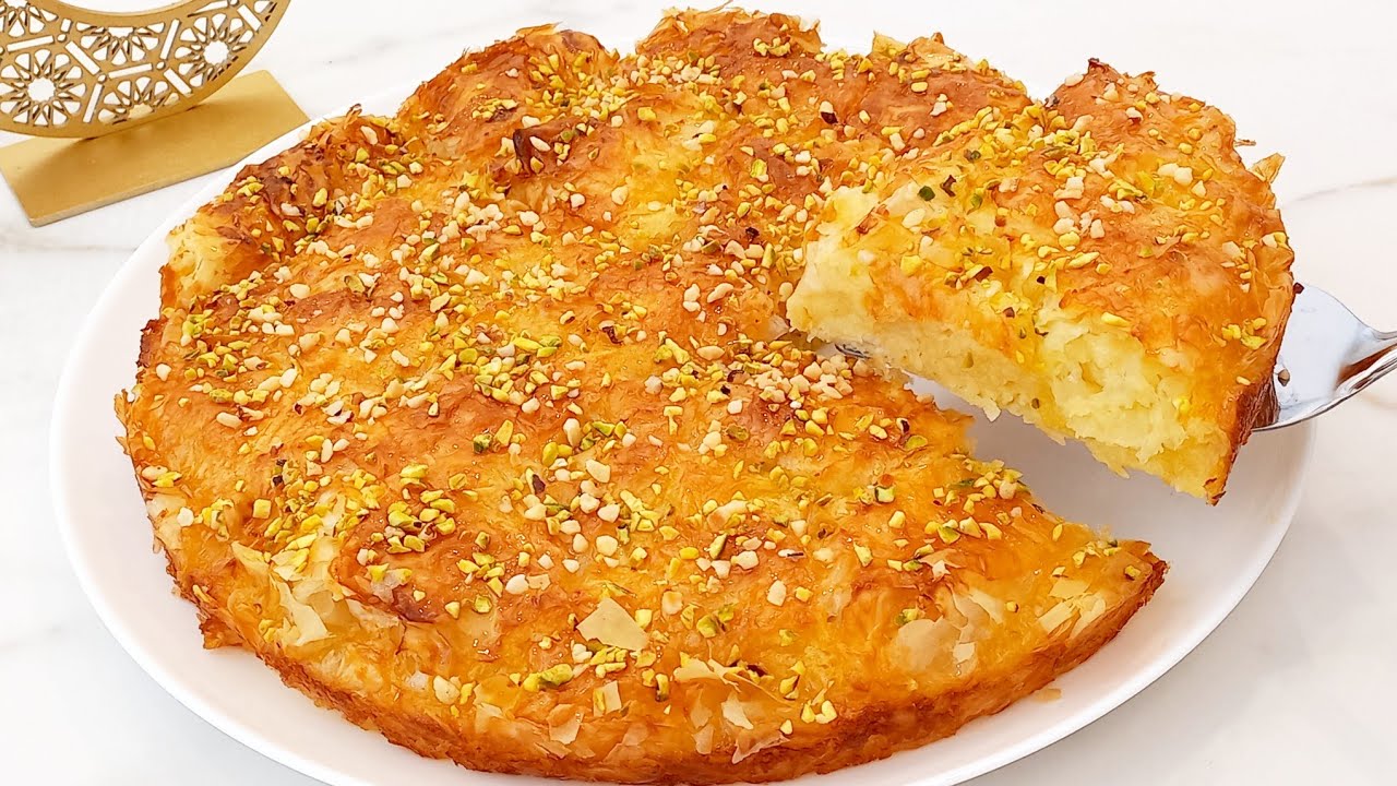 ” ألذ حلوي في رمضان ” خطوات تحضير كيكة الجلاش علي أصولها بمقادير مظبوطة وعلي قد الإيد وطعمها هيبهرك