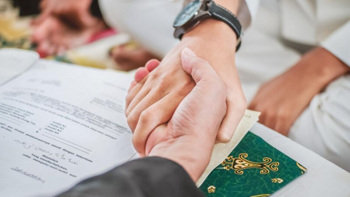 تفاصيل هامة في عقود التوثيق.. السعودية تبدأ بدء العمل بـ لائحة نظام الأحوال الشخصية 5 تفاصيل هامة في عقود التوثيق.. السعودية تبدأ بدء العمل بـ لائحة نظام الأحوال الشخصية