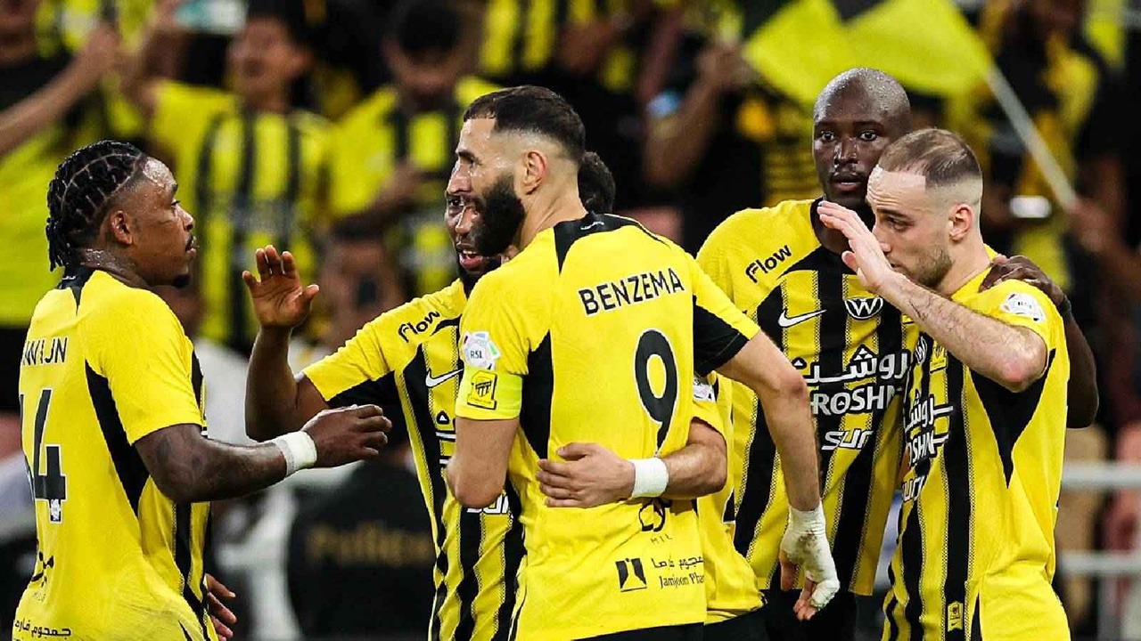 مفاجآت نارية.. لوران بلان يختار أجانب الاتحاد في كلاسيكو الهلال