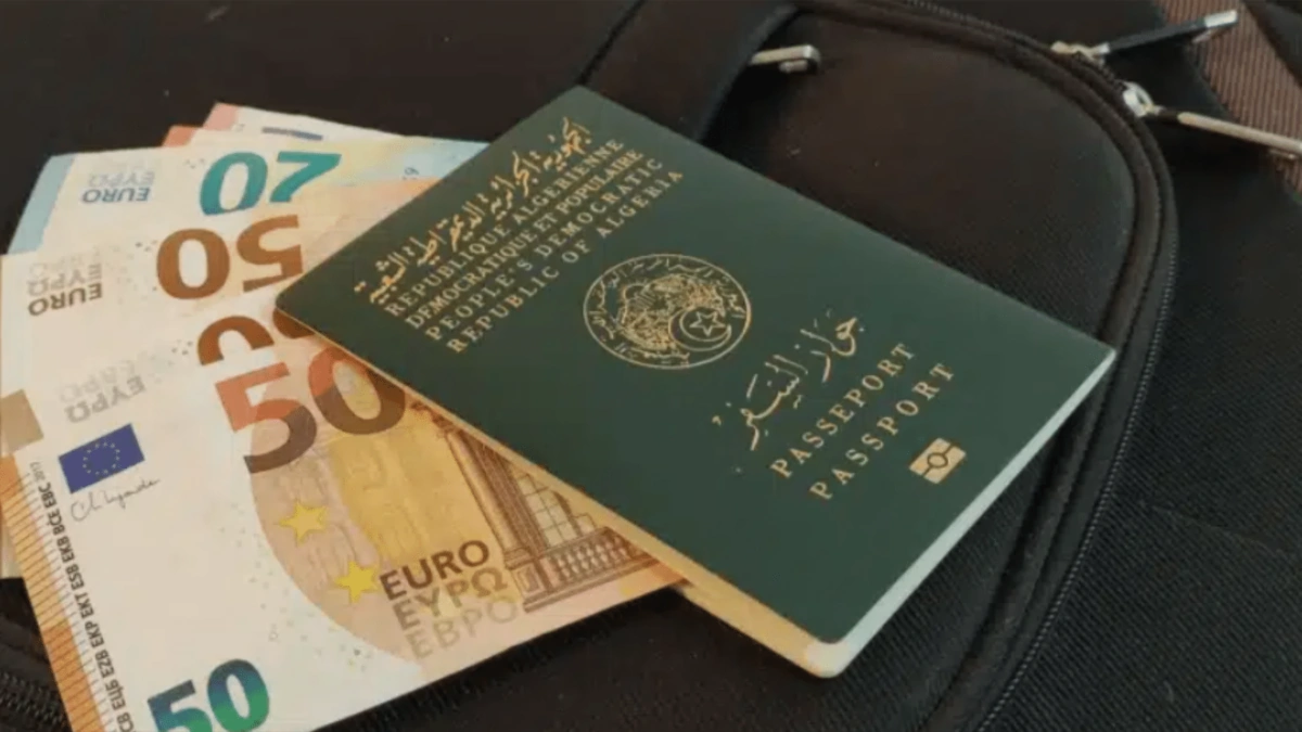750 يورو.. شروط ومتطلبات الحصول على منحة السفر في الجزائر 2025 “فرصة لا تفوتك”