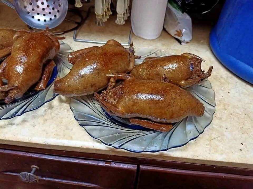 طريقة عمل الحمام المحشى بالأرز بمزاقة الشهي واللذيذ