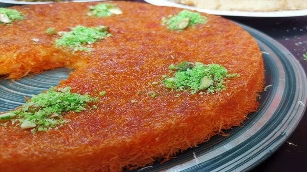 حلويات رمضان.. طريقة عمل الكنافة مقرمشة ولذيذة مثل الجاهزة واحلى 