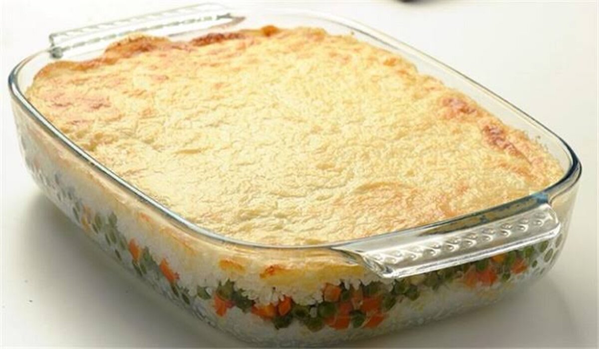 وصفة خطيرة.. طريقة عمل صينية الأرز بالبشاميل بطعم رائع لا يقاوم