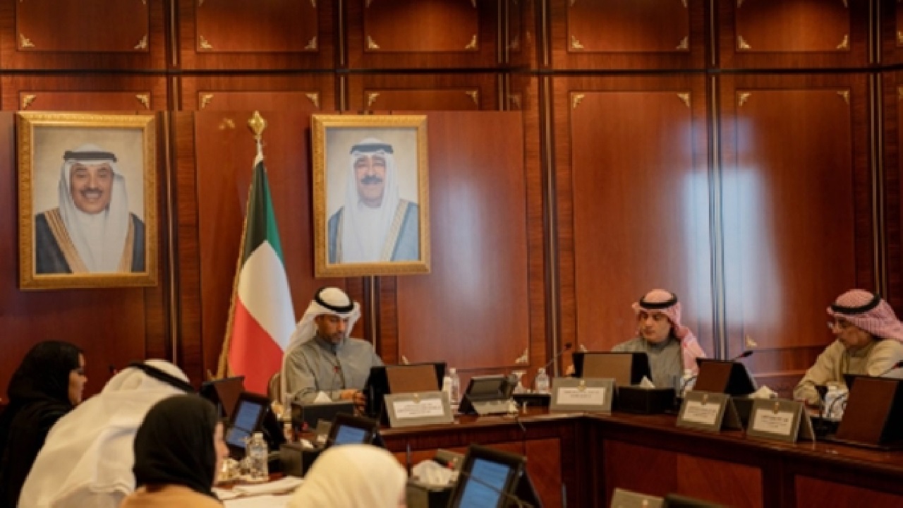 500,000 دينار.. هجمة على "التجارة" و"التأمينات" بالكويت لإلغاء التراخيص المنسية تفادياً لغرامة المستفيد الفعلي 5 500,000 دينار.. هجمة على “التجارة” و”التأمينات” بالكويت لإلغاء التراخيص المنسية تفادياً لغرامة المستفيد الفعلي