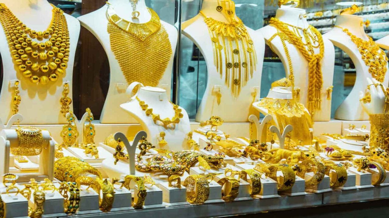 “إرتفاع جنوني”.. اسعار الذهب اليوم وصعود مفاجئ في البورصة العالمية هل يتأثر السعر المحلي عيار 21 ؟